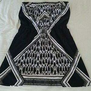 🌺🌺Express Black and White Strapless Dress